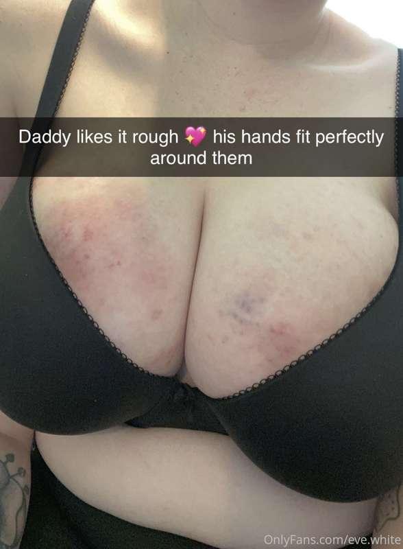 Naughty confession: I like to be bad on purpose so daddy lea..