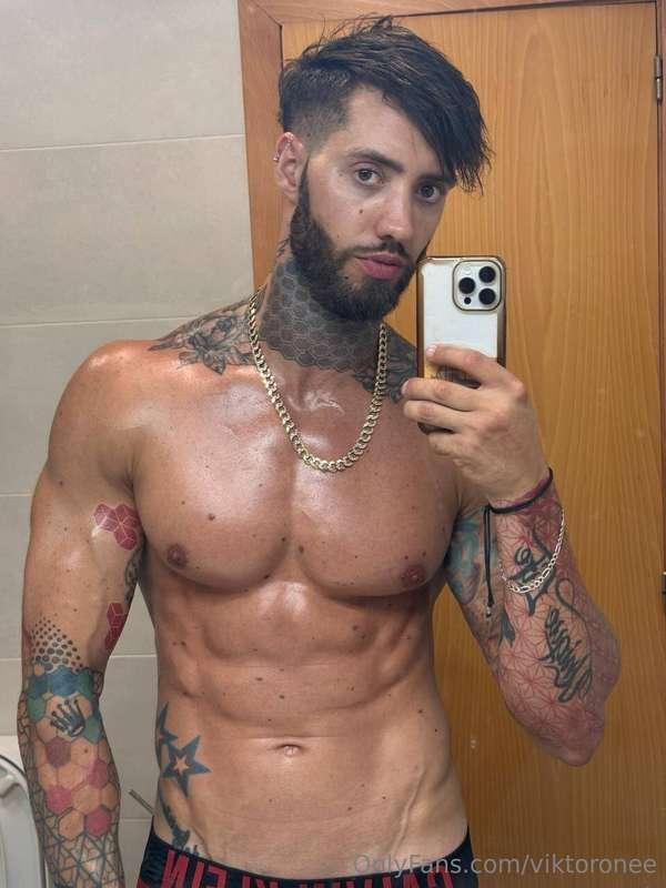 Mirror photos are the best