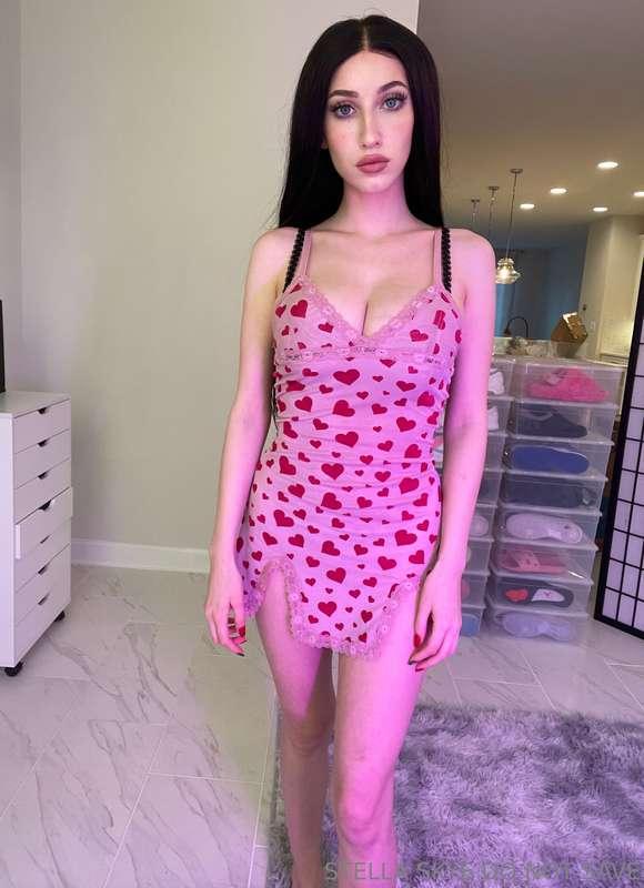 girlfriendstellaskye image #2