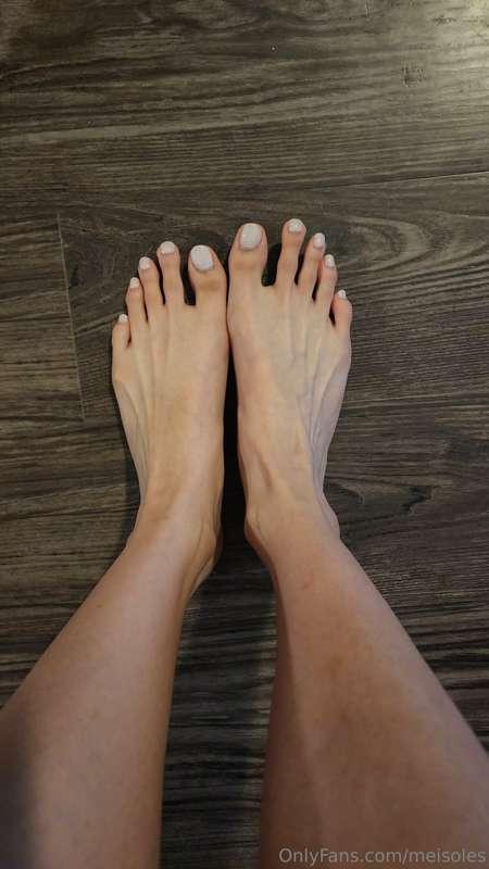 Who likes my tops on the wooden floor?