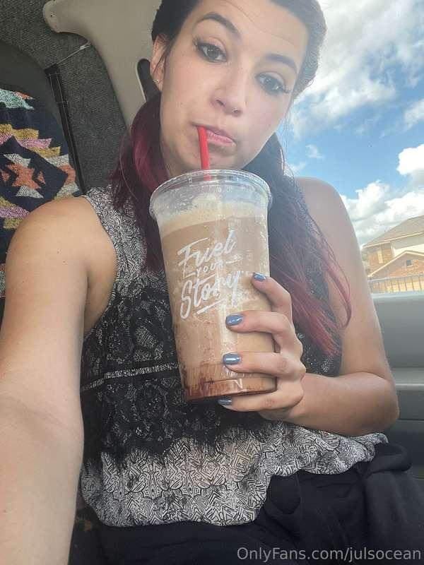 Getting in my caffeine ☀️🙆🏻‍♀️ who wants to support my caffe..