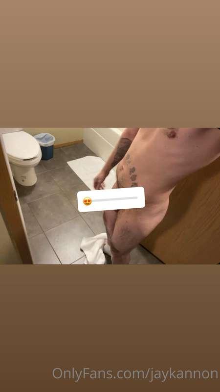 Who else likes to walk around naked and air dry after their ..