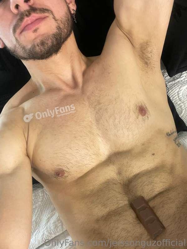 Will you eat this 🍫 from my abs? 😈🤤😏