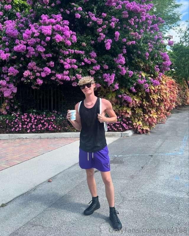 Went to a botanical gardens today at west palm beach and it ..