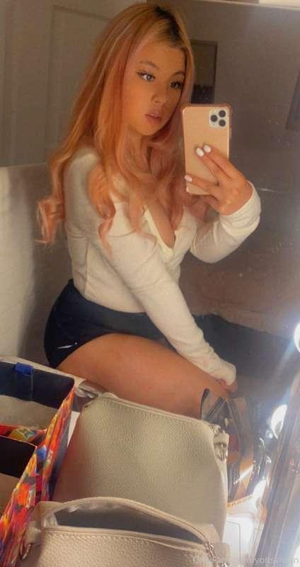 Just finished work not long ago,
Enjoying the rest of the ni..