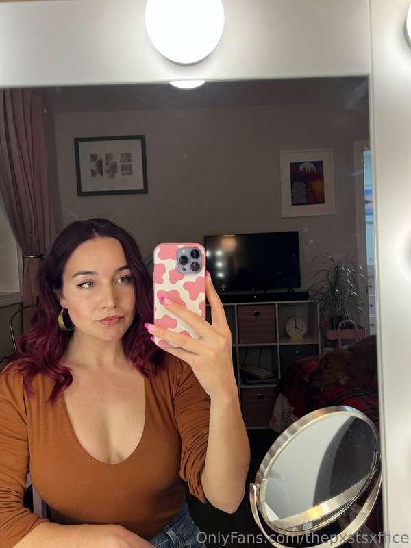 selfie dump of me looking cute 😌😌