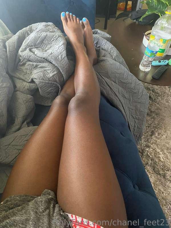 chanel_feet23 image #0