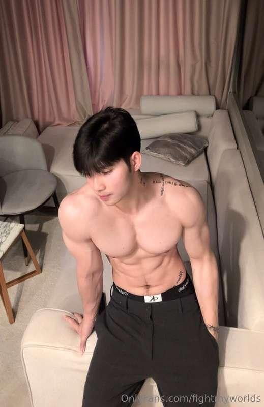 Body check 🫶🏻