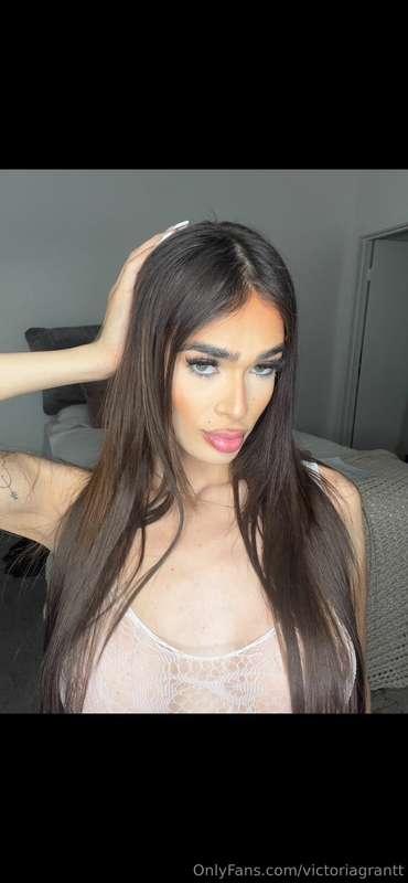 Not naked, but definitely not innocent 💋
