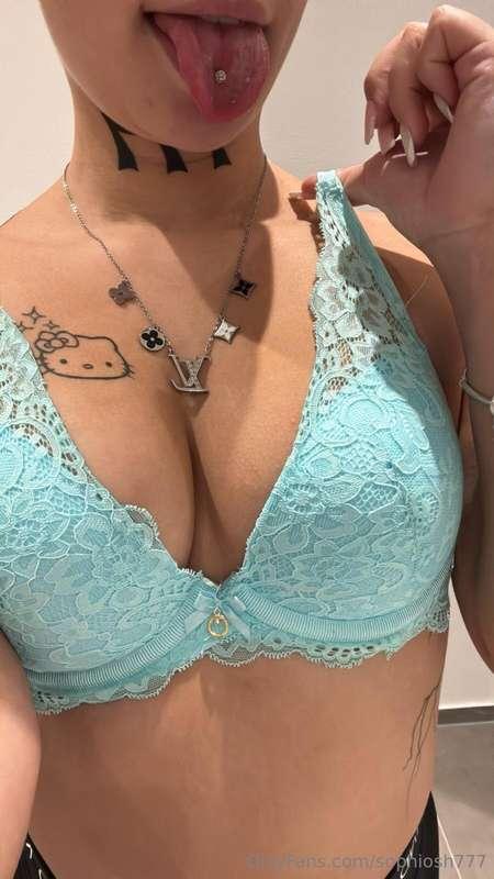 findest duu blau steht mir ?😏