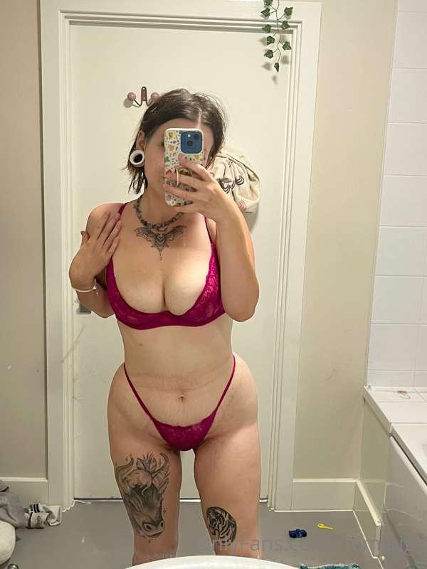i love when you guys buy me new lingerie🥰
sneak preview of m..