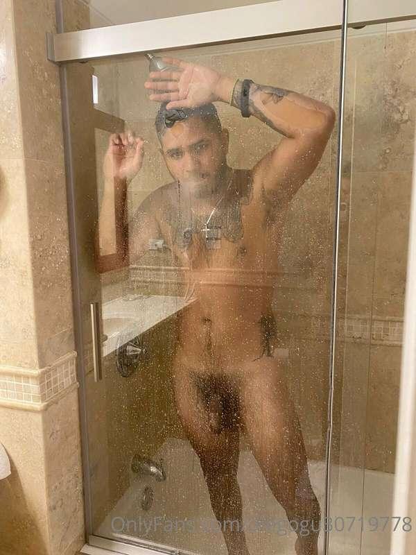 @diegogu30719778 😱😱💦 nos duchamos.