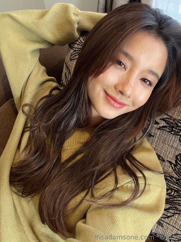 irisadamsone image #0