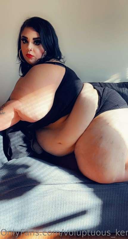 voluptuous_kennedy image #6