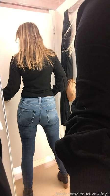 seductivewifey1 image #0