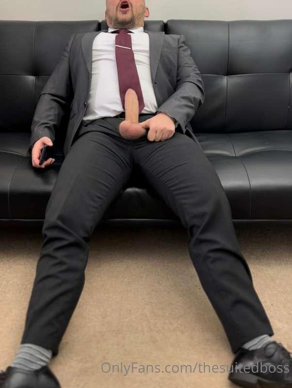 thesuitedboss image #1
