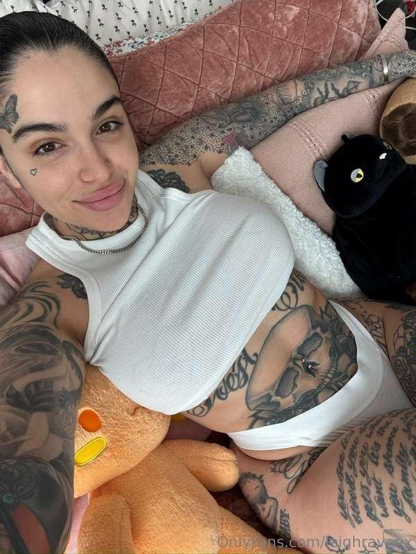 You catch me chilling on your bed like this… what’s your nex..