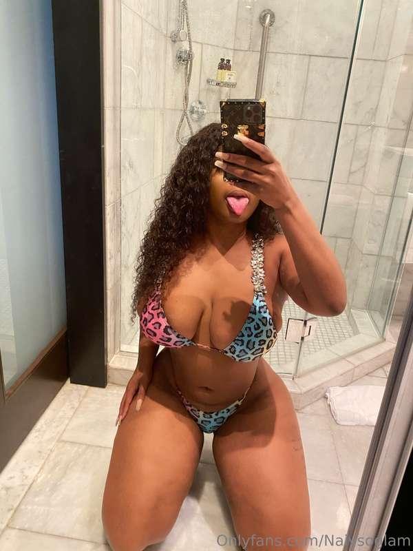 I wanna see dick in my dm 😈👅