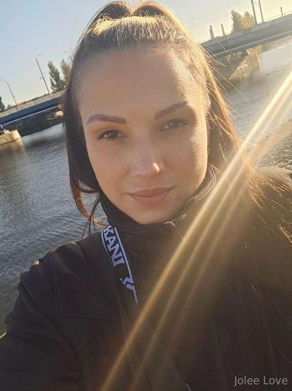Enjoy every ray of sunshine...🌞