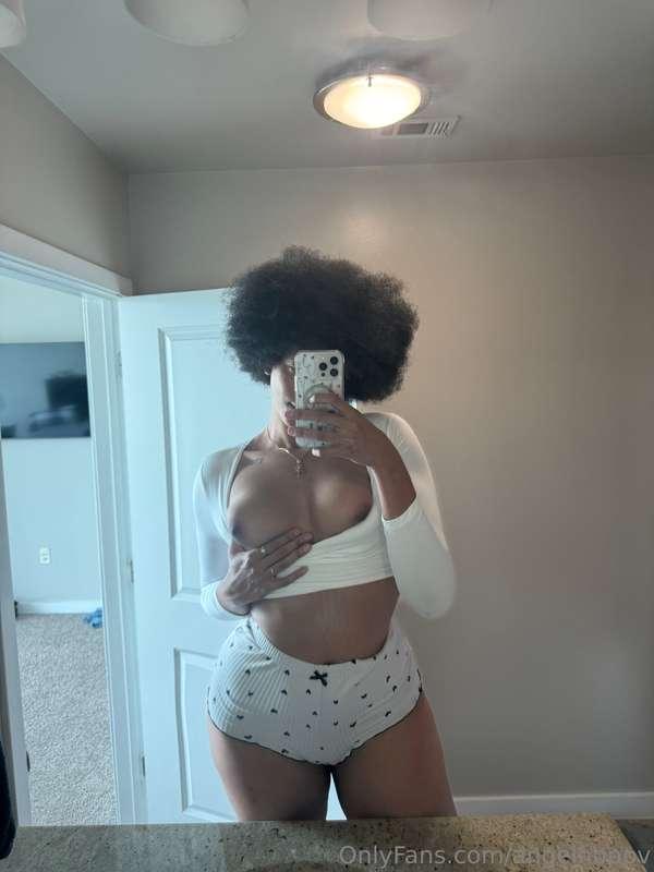 come suck mamis nipples!🤭