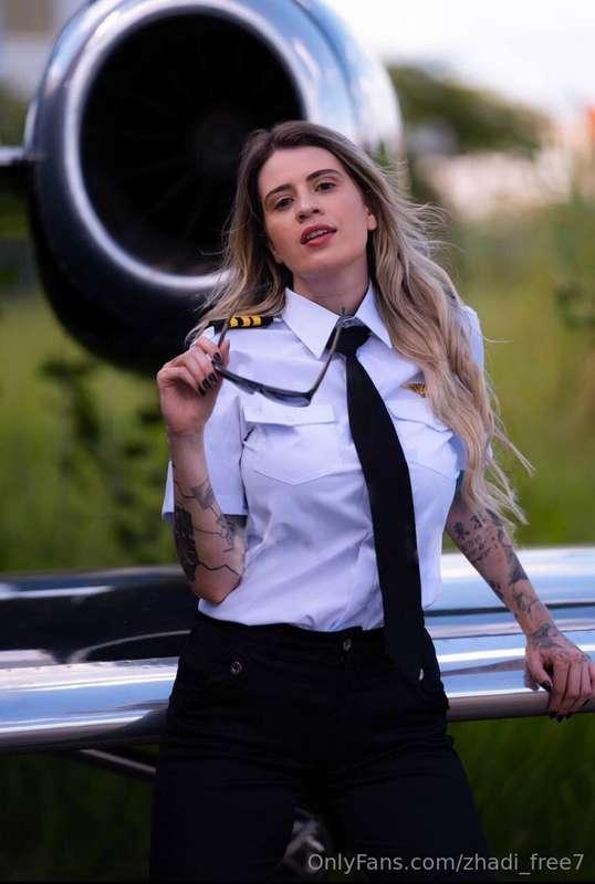** ✈️ This hot pilot👩🏼‍✈️is ready to taken off! 
Jump on boa..