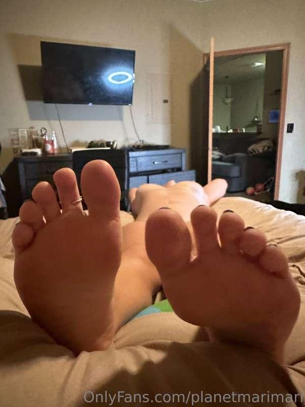 good morning to my toe heads 🤪😍