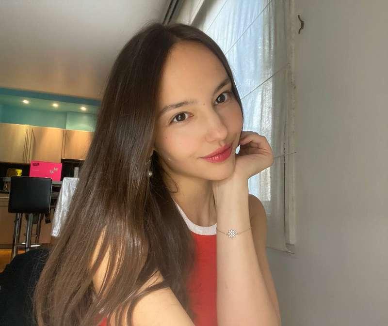 Such a lonely evening🙈I want to spend as much time with you ..