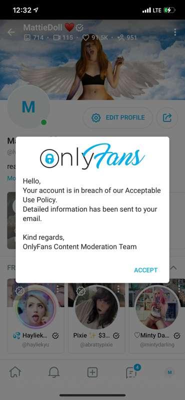 Onlyfans removed my christmas video because I stuck a candy ..