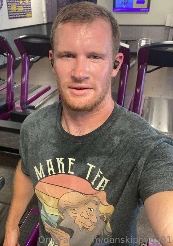 Great sweat workout today, goal was to hit 500 calories and ..