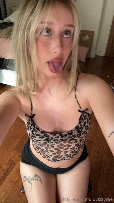 Tongue’s ready... are you? 👅