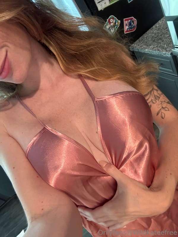 What do you think of this outfit ??💗