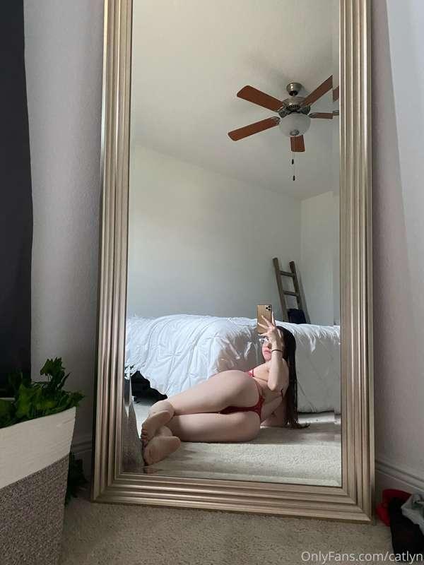 need some cuddles 🥺