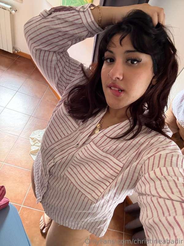Got horny & made a strip tease video in Italy. 🇮🇹 Did you wa..