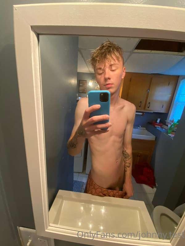 Add my premium snap : johnnypriv69 😈 $50 for private story p..