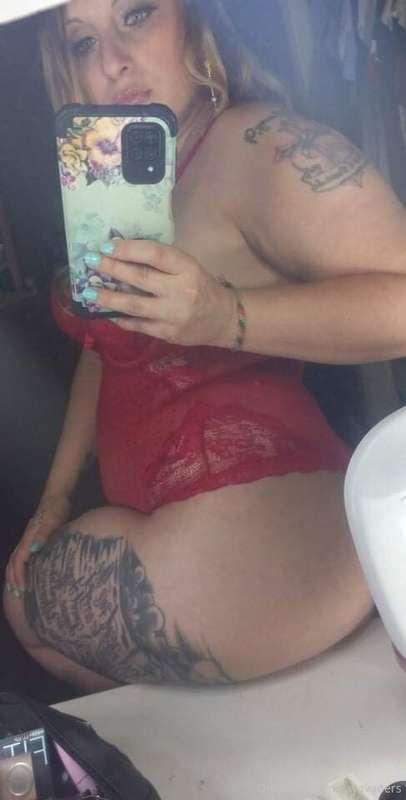 Hey! Check out my page. Im also an entertainer/dancer & Im 3..