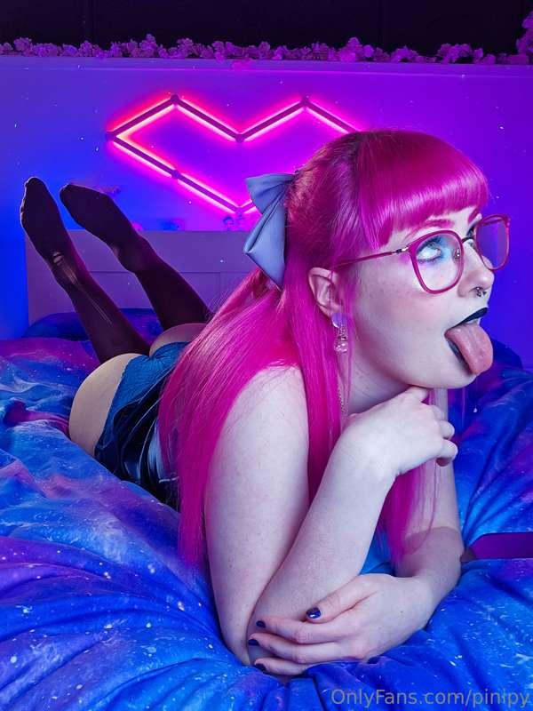Open wide, cum inside