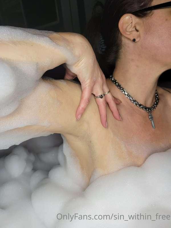 Soapy hot tub fun