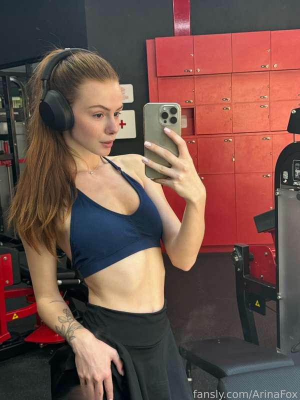 Do you miss my gym routine?😊 Oh, my ass is plowing so hard..🥵

#fyp #gym #natural #redhair #sport #fitness #life 