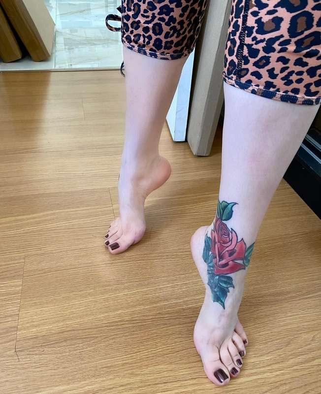 🩰I did ballet for 10 years, I have a lot of flexibility in m..