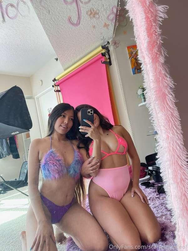 Stay tuned 💜 @ sofiegonewild   Pink and purple compliment ea..