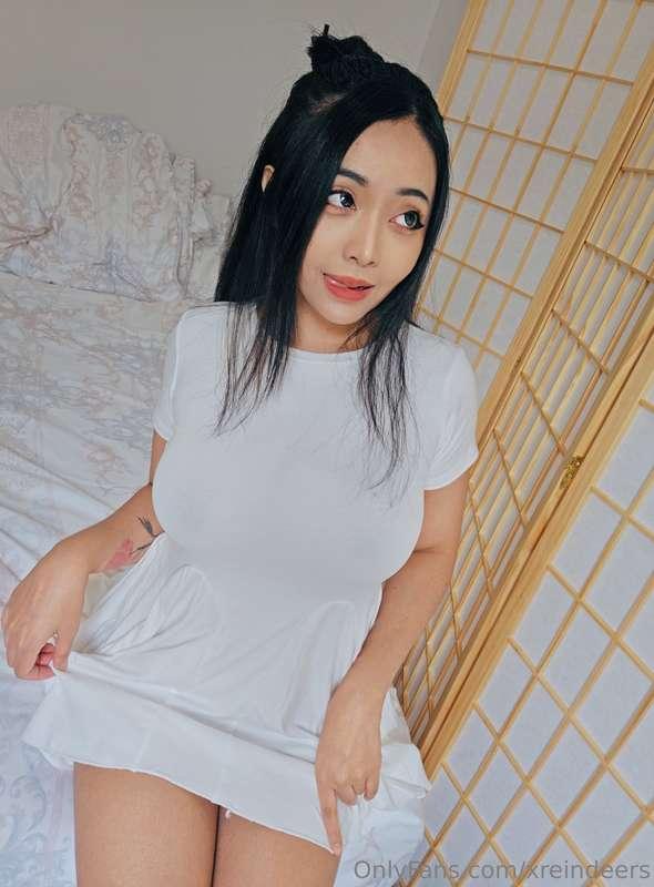 Me in a white dress 😁😋