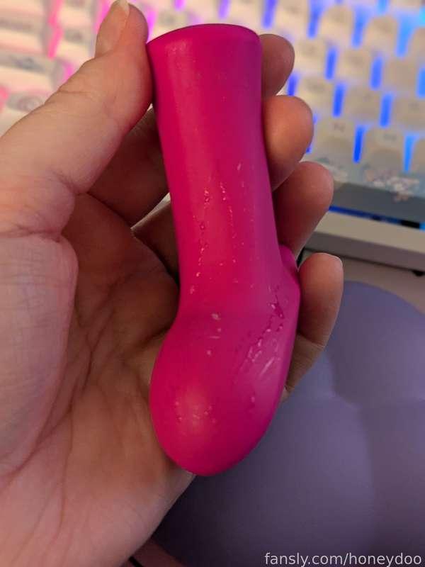 [VOD Jan 28 2025]

My return to lewd streaming after a hot minute! We started a sexy futa friends with benefits game as voted on by you all and HOT DAMN THIS SHIT IS SPICY 🔥

You guys absolutely spoiled (and bullied) me, making me cum 6 times in 2 hours and making me sopping wet (photo of my bullet vibe as proof)~ 💙

I had a heckin' blast cumming my brains out, sucking off my dildo, and enjoying a game with two cute girls, where one has the hugest cock I think I've ever seen 😳

#lewdtuber #gamer #gaming #vod #vtuber #hentai