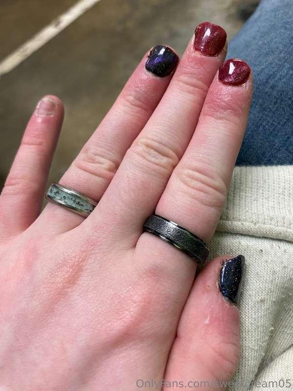 What do we think, red or blue?