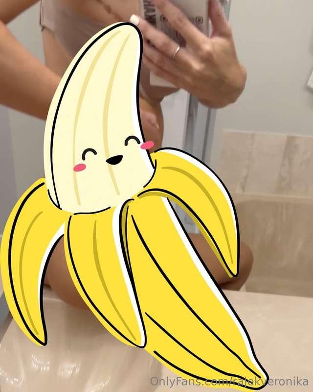 would you spank it like this if I ask nice ? 😇👋🏻