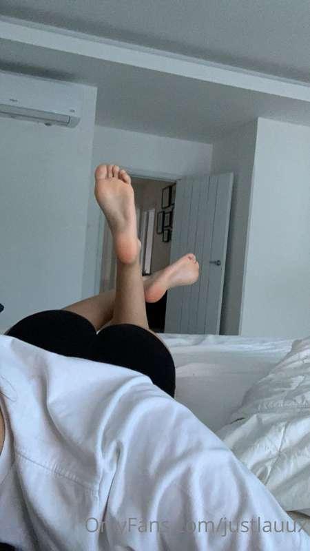 for my foot fetish baby🥺🥰