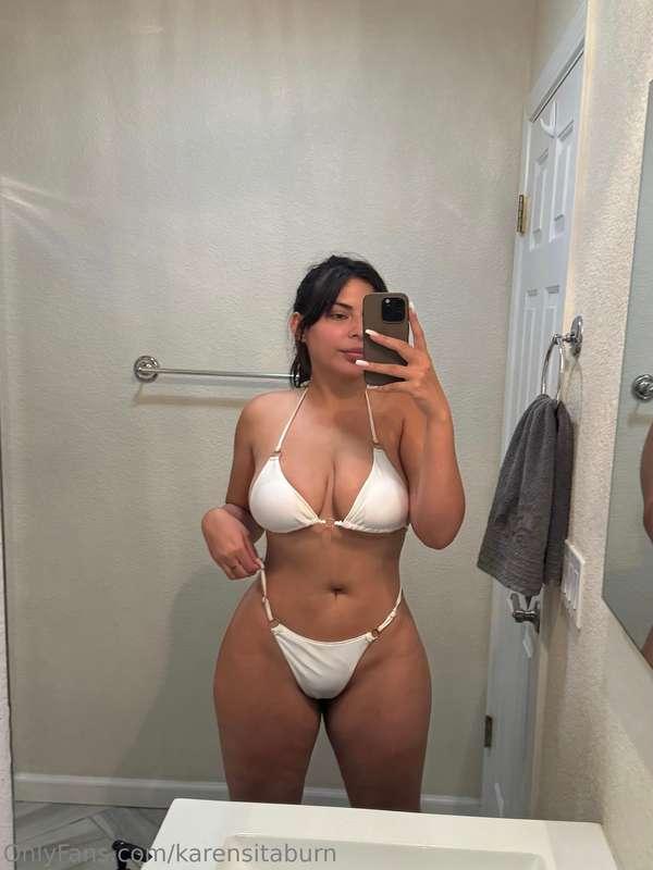 👙🤭