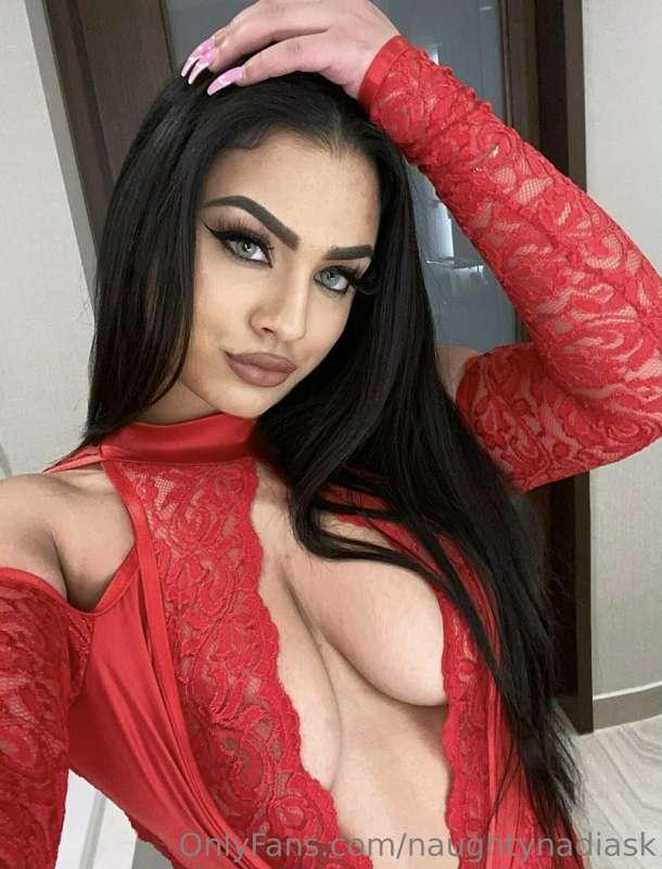 Would u judge me if I came to Easter dinner wearing this? 😏