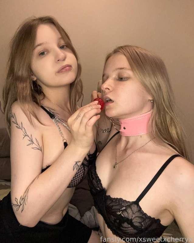 Who would you take your bra off first first first?  🦊😺




😺 #fyp #twins #cute #panties #bigtits #bra #natural #sweet #teen #18 🦊