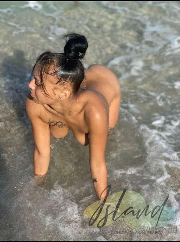Get Naked With Me.. Then Dive In My Ocean 😏💙🌊