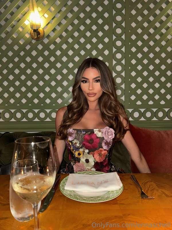 cream pie or apple pie? 🤭